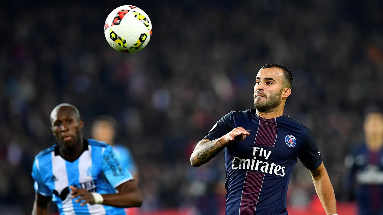 Juara Liga Champions bersama Real Madrid, Jese Rodriguez (kanan) memilih Stoke City sebagai pelabuhan baru. (AFP/Franck Fife)