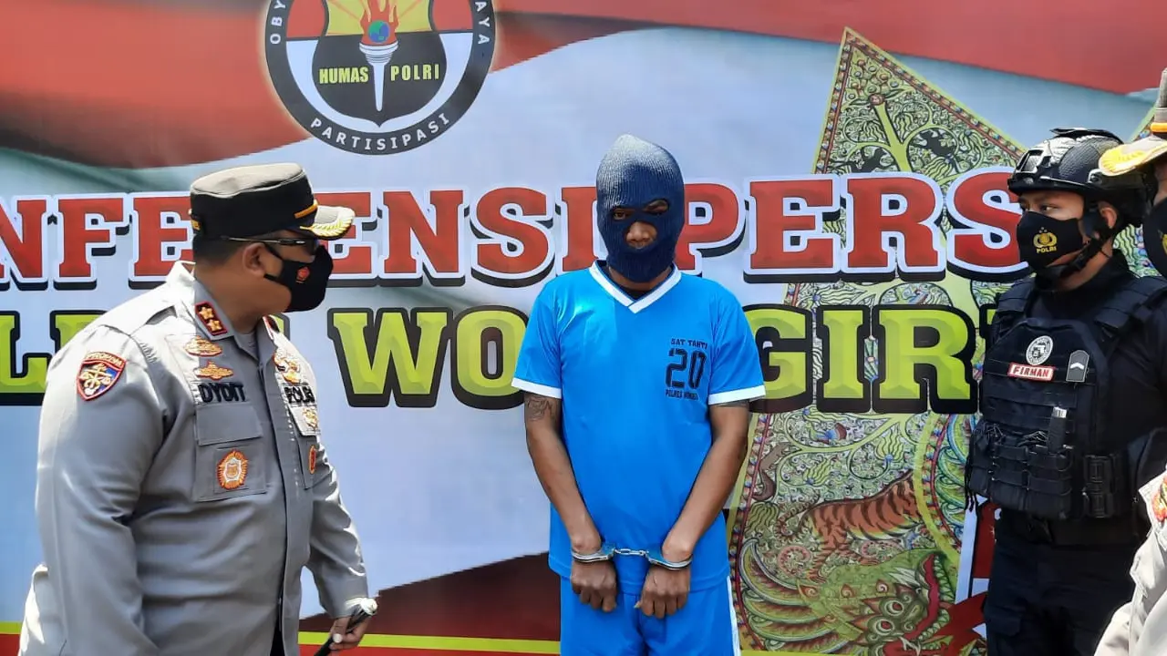 kapolres Wonogiri saat Press Conference kasus Preman Palak Pedagang