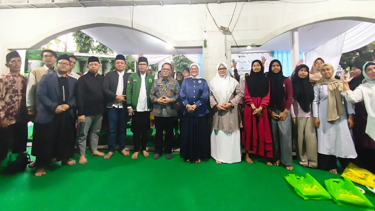 Pimpinan Pusat Ikatan Sarjana Nahdlatul Ulama (PP ISNU) menggelar kegiatan Ramadan Vibes bertema "ISNU Berbagi dan Ifthar Bersama Masyarakat Sekitar" yang berlangsung hangat di Pelataran Masjid Gedung Walisongo-PP ISNU, Jakarta Pusat, Sabtu, (28/2/2026) (