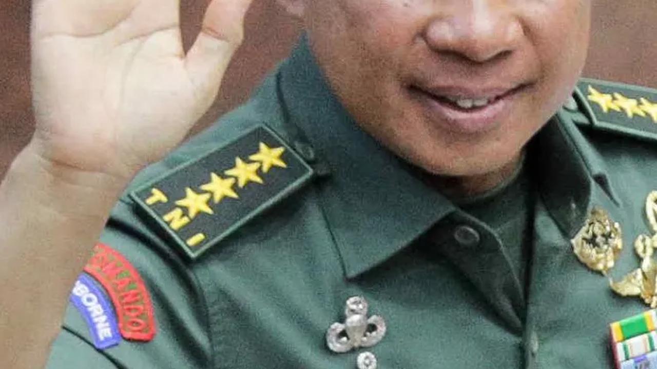 FOTO: Calon Tunggal Panglima TNI Jalani Uji Kelayakan dan Kepatuhan di DPR, Ini Sosoknya Jenderal Agus Subiyanto