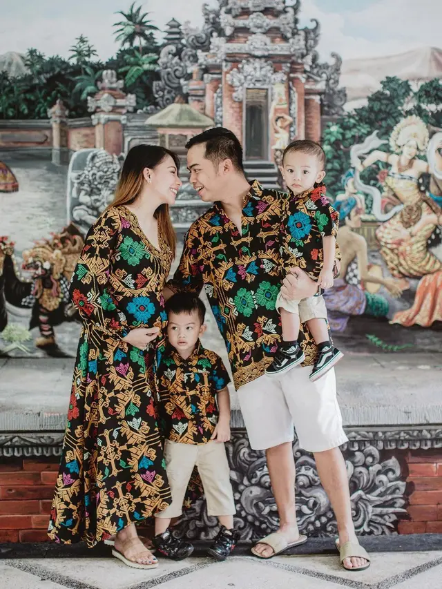 [Fimela] Baby Bump Kezia Karamoy