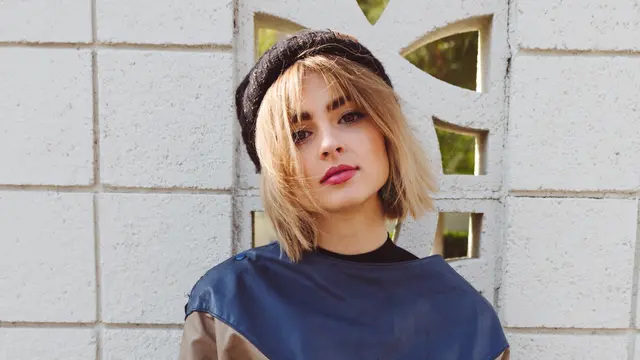 Rambur Pendek - Vania