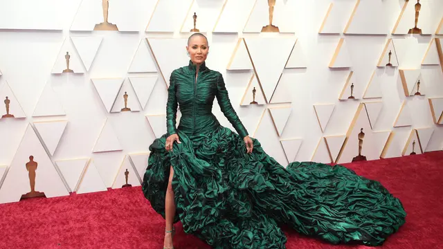 8 Penampilan Terbaik di Karpet Merah Oscar 2022
