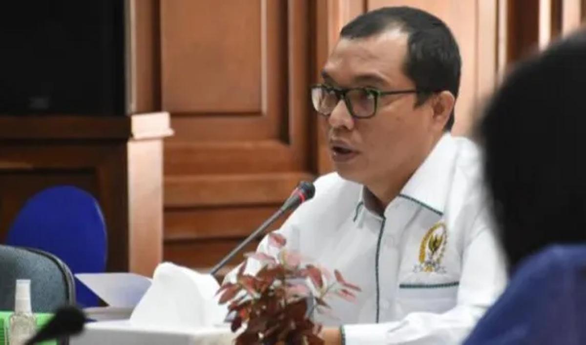 Awiek, panggilan Achmad Baidowi, mengatakan, Partai Solidaritas Indonesia (PSI) tidak pernah secara resmi menyatakan bergabung dengan koalisi pendukung Ganjar.