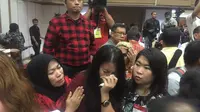 Tangis Pendukung Ahok Pecah di Ruang Sidang