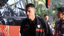 Ekspresi Joey Pelupessy usai tiba di Hotel Fairmont, Jakarta pada Jumat (21/3/2025).