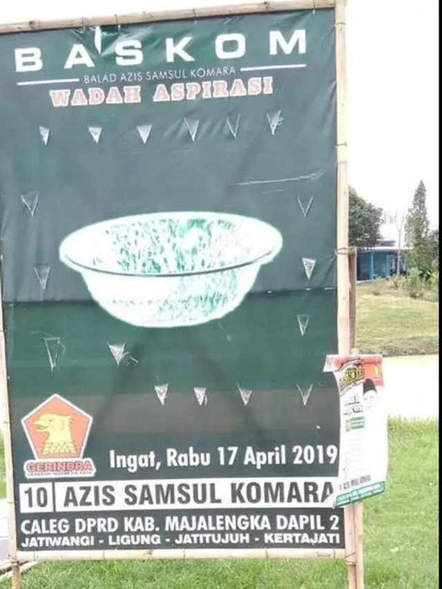 Poster Baliho Baskom (Facebook/Ramdan Sauri)