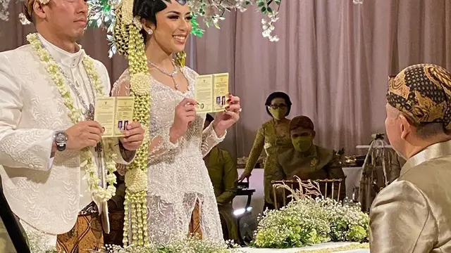 7 Potret Akad Nikah Arya Bakrie dan Vannya Istarinda, Megah dan Usung Adat Jawa