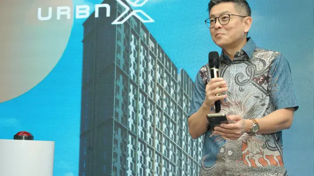 LippoLand menggelar topping off Apartemen Tower UX yang berada di kompleks URBN X