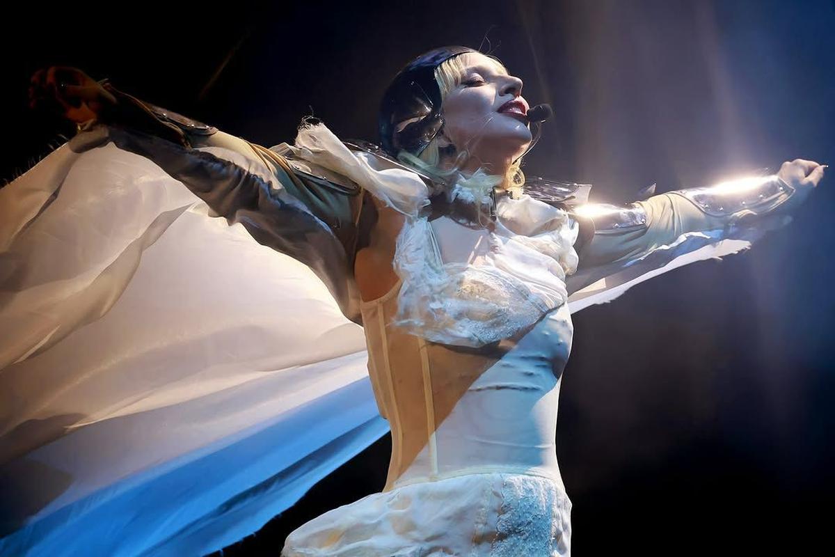 Coachella 2025: Deretan Penampilan Fashion Artis Terbaik di Coachella 2025