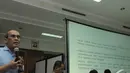 Tim Reformasi Tata Kelola Migas merekomendasikan kepada pemerintah untuk segera beralih dari bensin RON 88 ke Mogas 92 atau setara dengan Pertamax, Jakarta, Minggu (21/12/2014). (Liputan6.com/herman Zakharia)