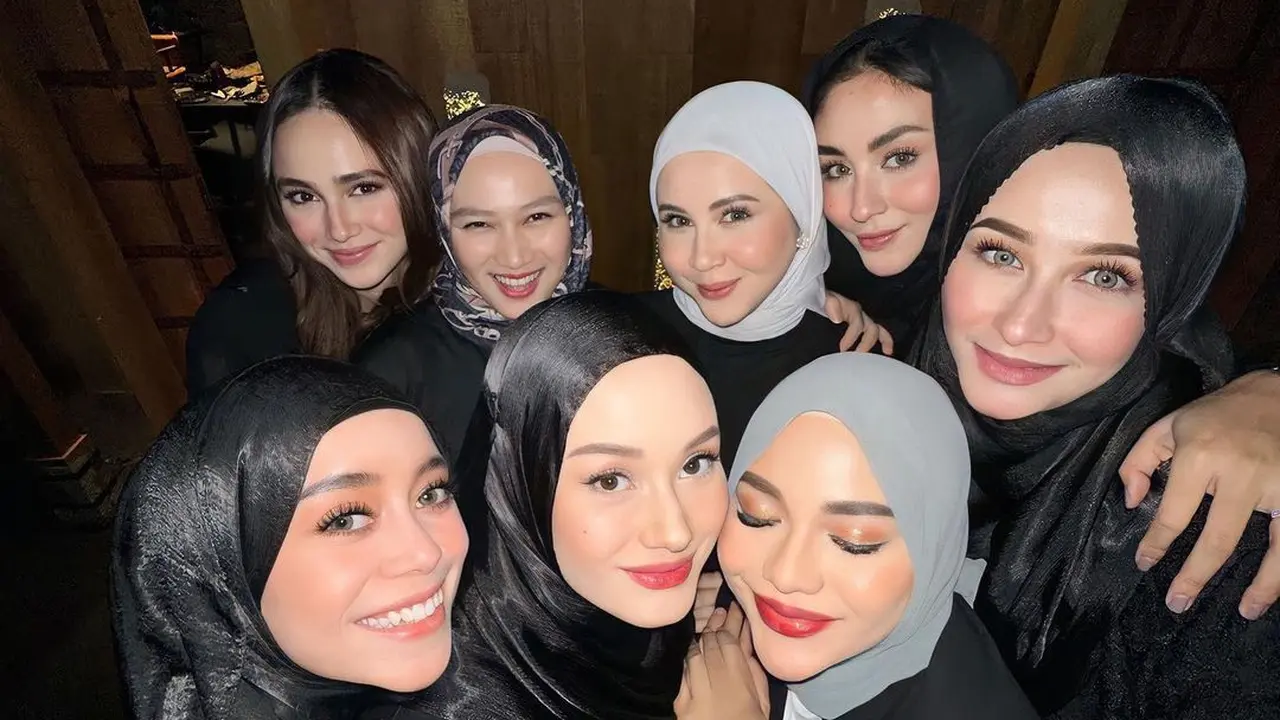Potret Geng Mamayu Aurel Hermansyah-Syifa Hadju saat Bukber, Kompak Bergaya Arabian dengan Abaya Hitam