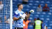 Debut di Chelsea dengan Kemenangan, Emiliano Martinez Full Senyum!