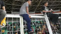 Suporter Juventus Aldi Renaldi (tengah) ketika menyaksikan tim kesayangannya berlatih di Stadion Utama Gelora Bung Karno pada Selasa 5 Agustus 2014 (Istimewa)