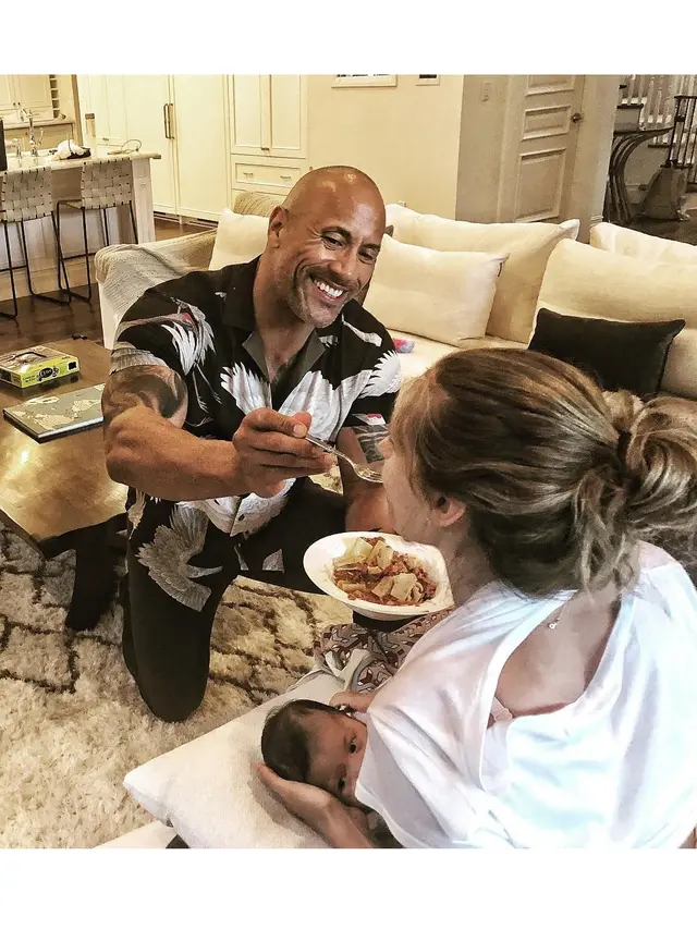 Momen Manis Luaren Hashians dan The Rock , Menikah Setelah 12 Tahun Pacaran