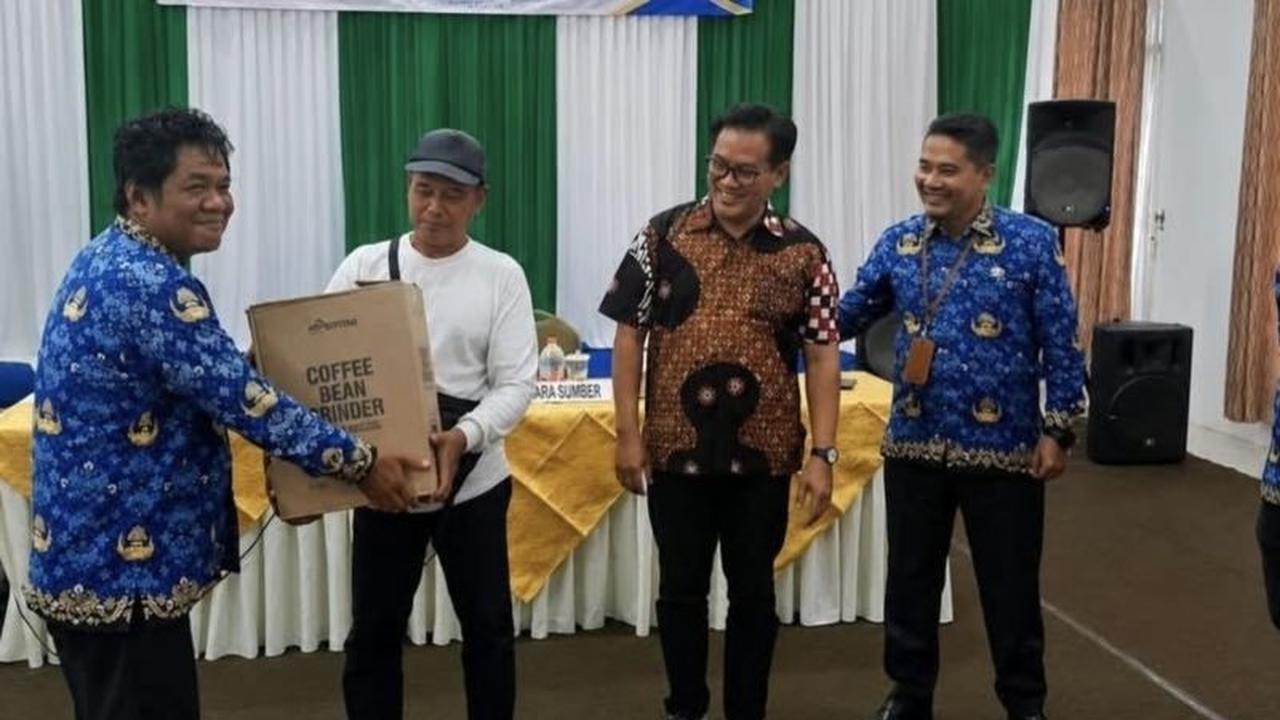 Kalsel Perkuat Perhutanan Sosial Tapin Melalui Pengembangan Agroforestri Kopi
