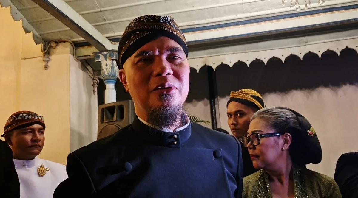 Ahmad Dhani Hadiri 40 Hari Wafatnya PB XIII