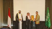Plt. Kepala Badan Pelaksana Badan Pengelola Keuangan Haji (BPKH) Fadlul Imansyah dan Jajaran Pimpinan BPKH bertemu dengan Menteri Haji dan Umrah Arab Saudi Tawfiq Al Rabiah.