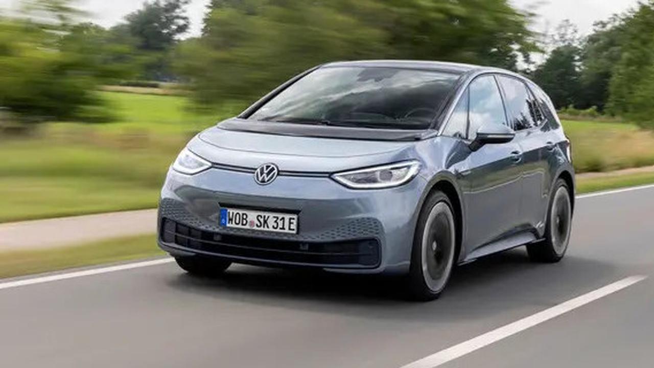 Amankan Taklukan Tanjakan dengan Mobil Posisi Mundur?