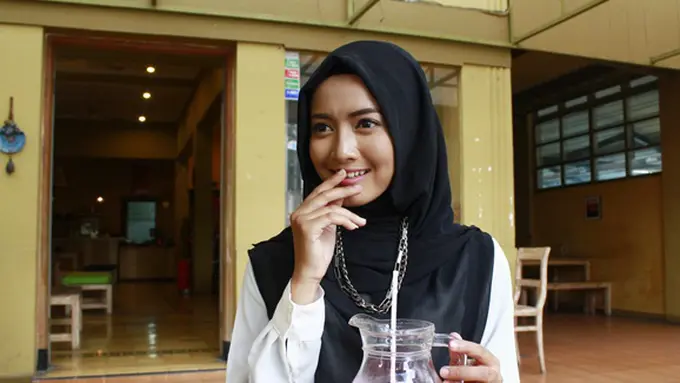 copyright by Unpopulart