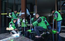 Ribuan Driver Gojek Bersihkan 147 Masjid Serentak, Cetak Rekor Muri