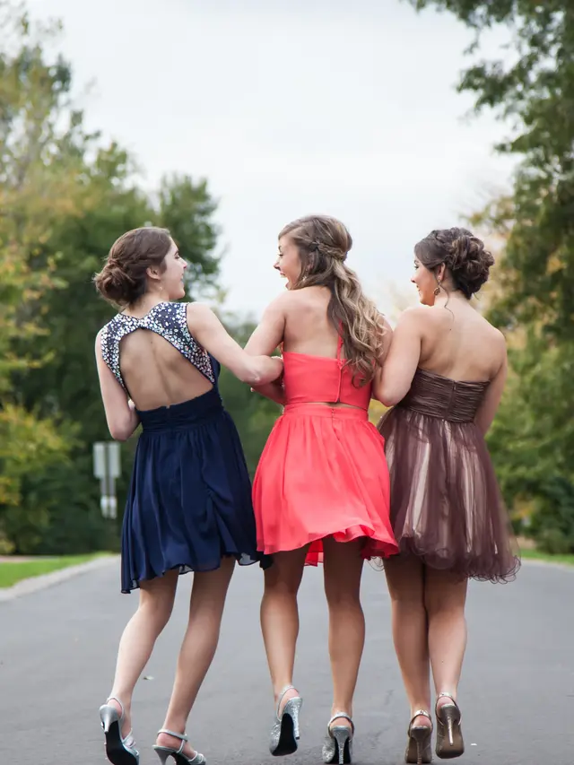 Busana pernikahan sesuai zodiak