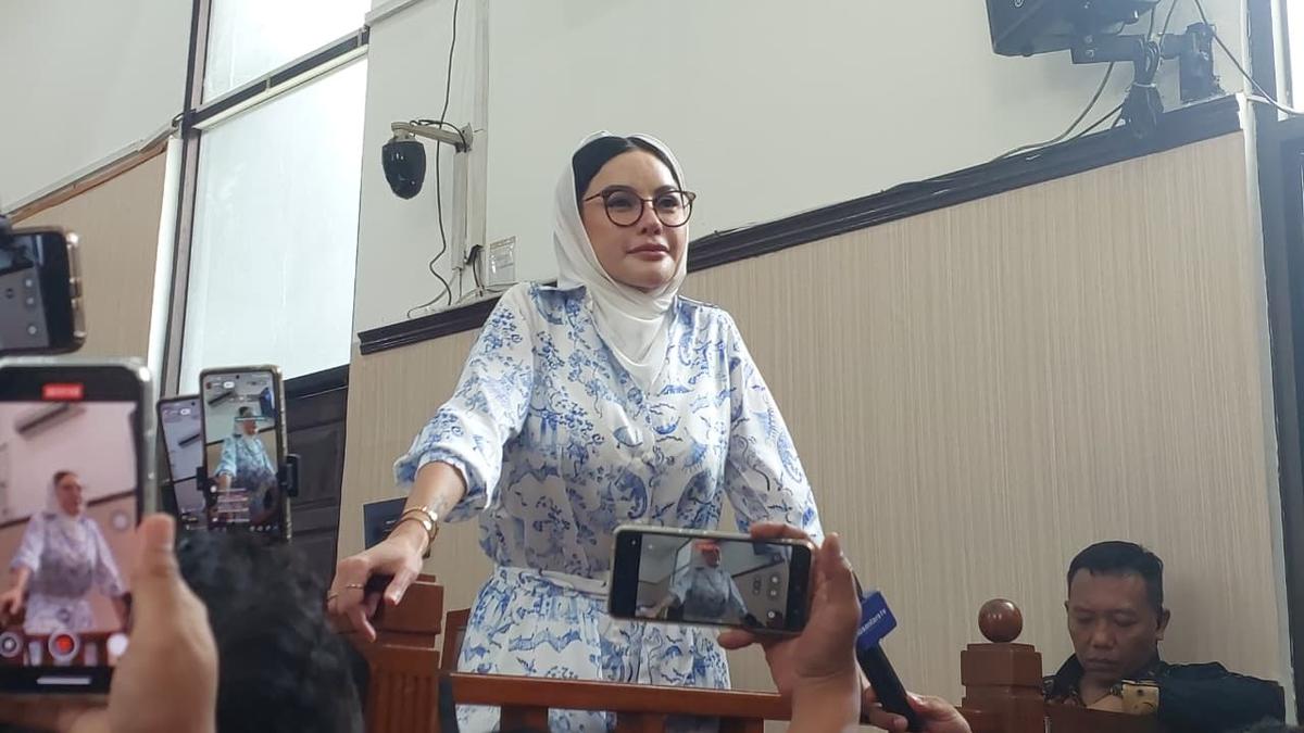 Curahan Hati Nikita Mirzani, Berat Badan Turun Drastis Memikirkan Anak yang Sakit
