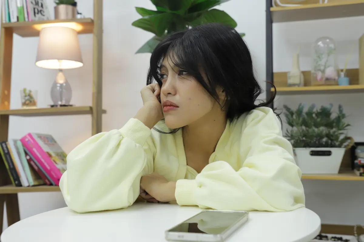 wanita februari hidup yang dijalani