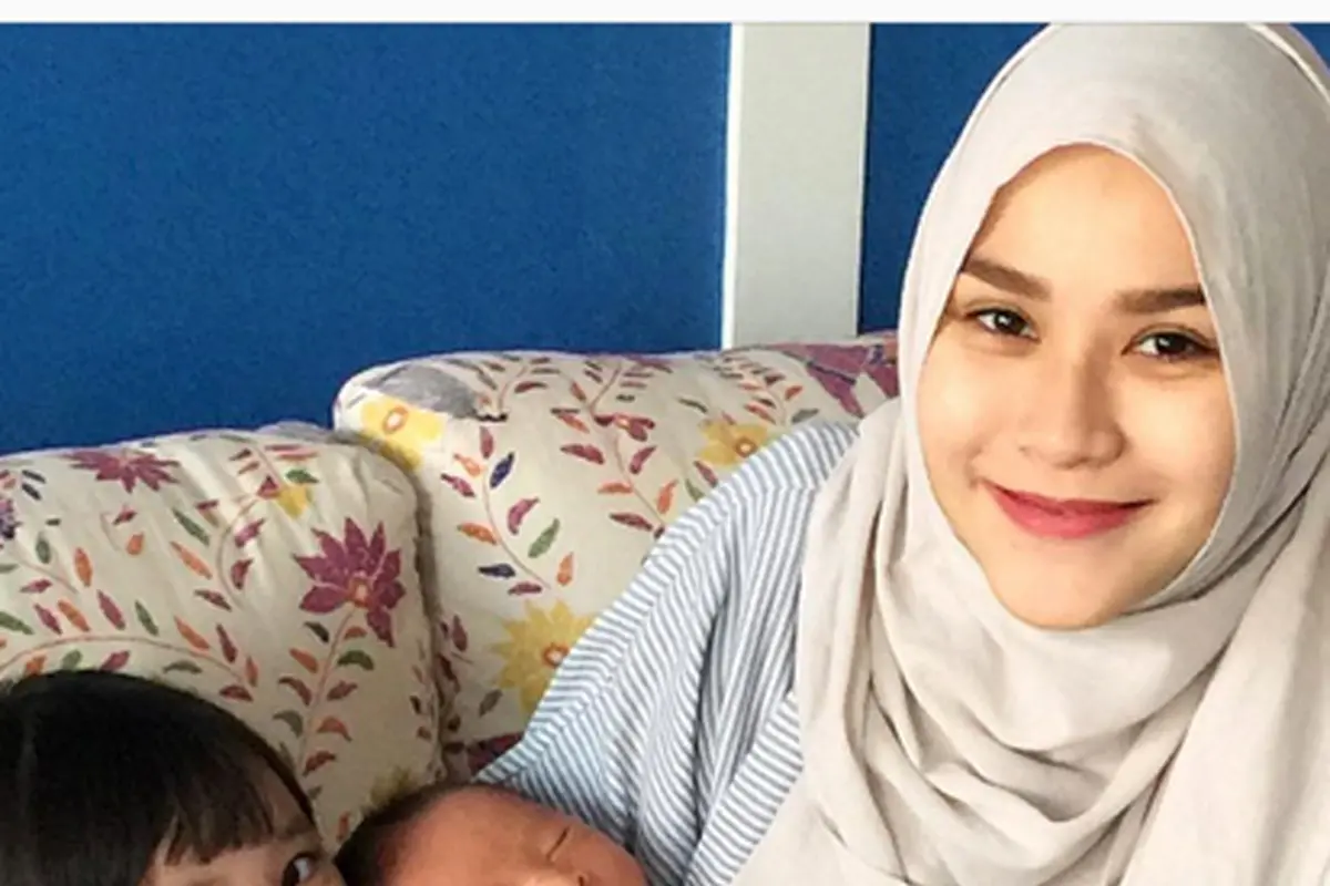 [Bintang] Zaskia Adya Mecca dan Anak