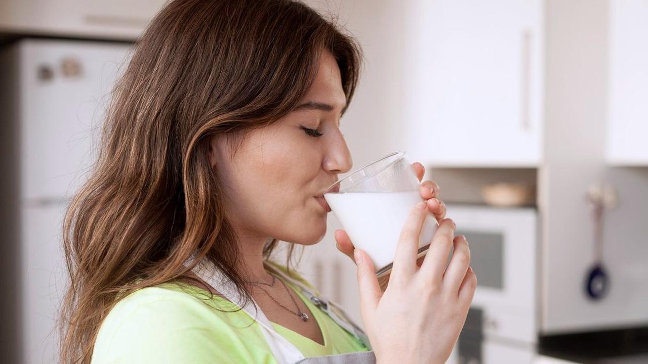 10 Manfaat Minum Susu bagi Orang Dewasa, Bantu Jaga Kesehatan Tulang dan Otak