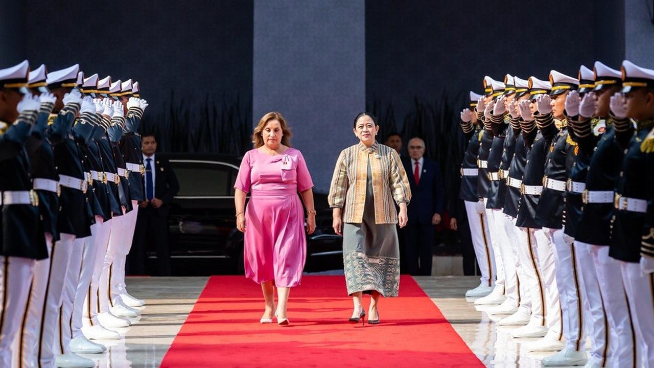 Ketua DPR RI Puan Maharani menerima kunjungan Presiden Republik Peru Dina Ercilia Boluarte Zegarra di Gedung DPR