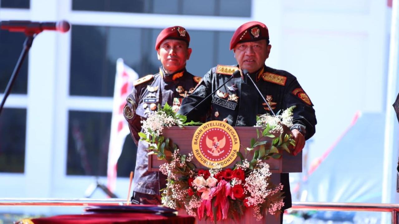 <b>Jenderal Darah Kopassus Pimpin Sekolah Intelijen</b>