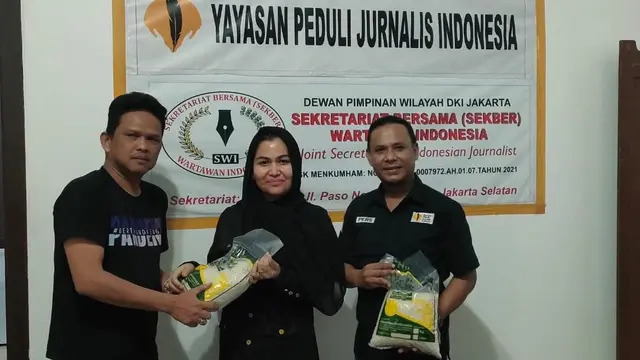 Camel Petir bersama Kerapatan Indonesia Tanah Air (KITA), Yayasan Peduli Jurnalis Indonesia (YPJI) serta Permata Sanny Peduli