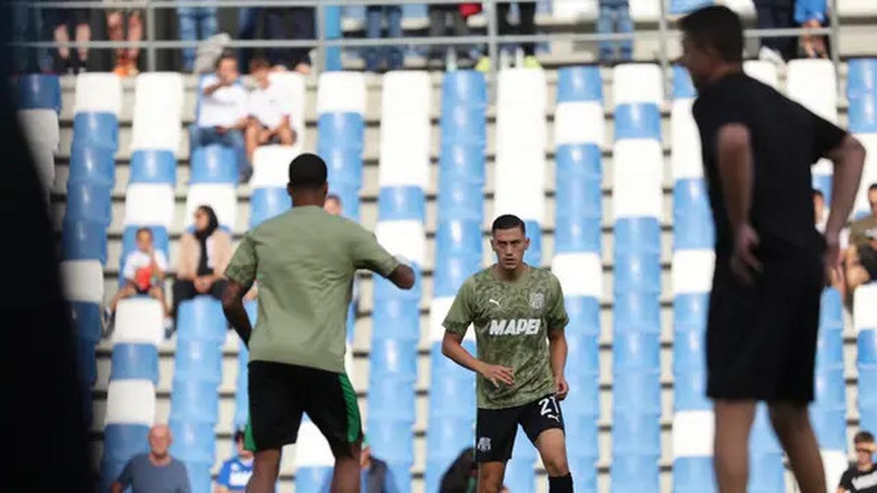 Waduh, Pergelangan Kaki Jay Idzes Diinjak Bek Verona di Liga Italia: Cedera Enggak Nih?