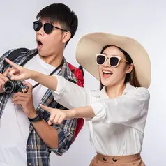 Liburan romantis bareng pasangan memang sangat menyenangkan, tapi siapa sangka bisa jadi ujian cinta sesungguhnya? Yuk, cari tahu bagaimana traveling bisa mengungkap karakter asli si dia sebelum hubungan melangkah lebih jauh! (Foto dok: Freepik/jcomp).
