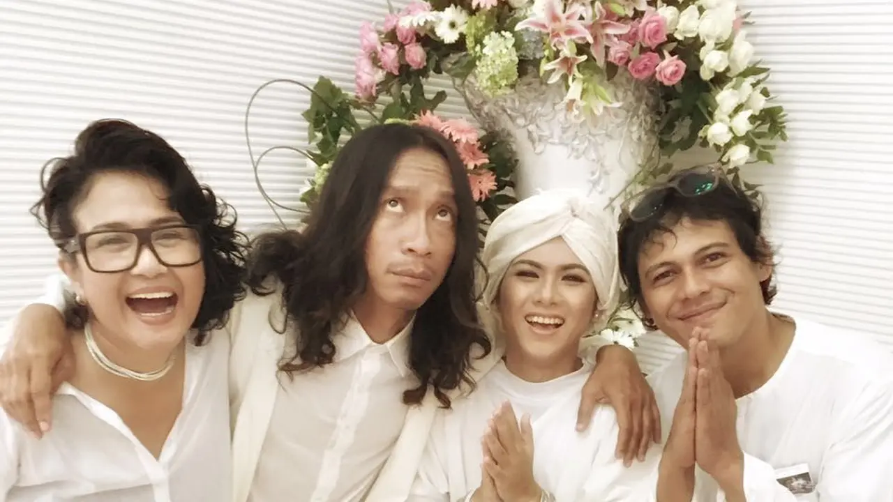 [Bintang] Pernikahan Aming dan Evelyn