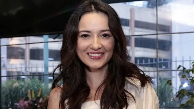 Julie Estelle