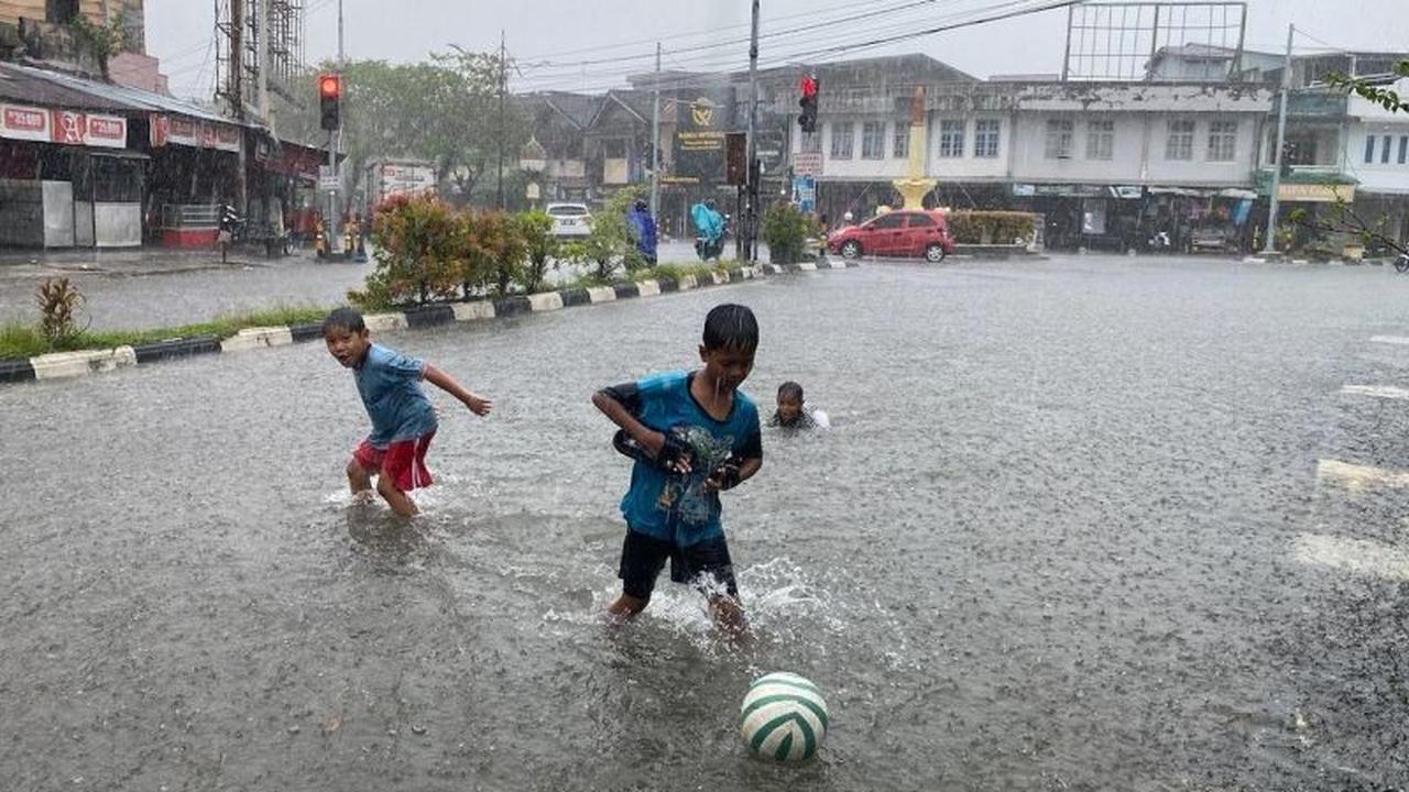 Trivia: Siklon Ragasa, Super Topan 2025 yang Picu Hujan Lebat di Aceh