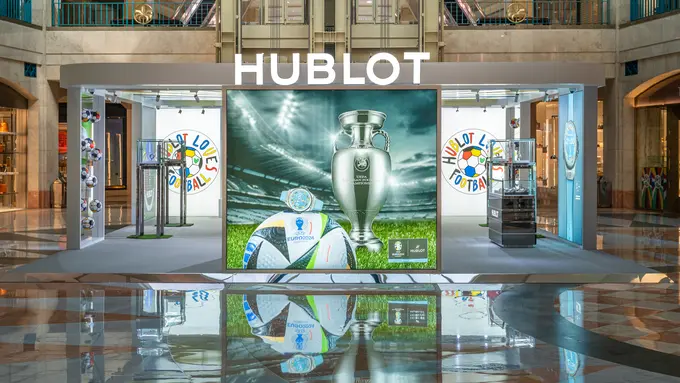 Rayakan UEFA Euro 2024, Pop-Up ‘Hublot Loves Football’ Hadir di Plaza Senayan