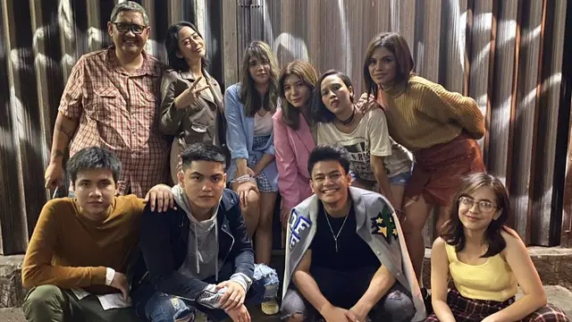6 Potret Kebersamaan Pemain Virgin The Series, Diadaptasi dari Film Terlaris 2004
