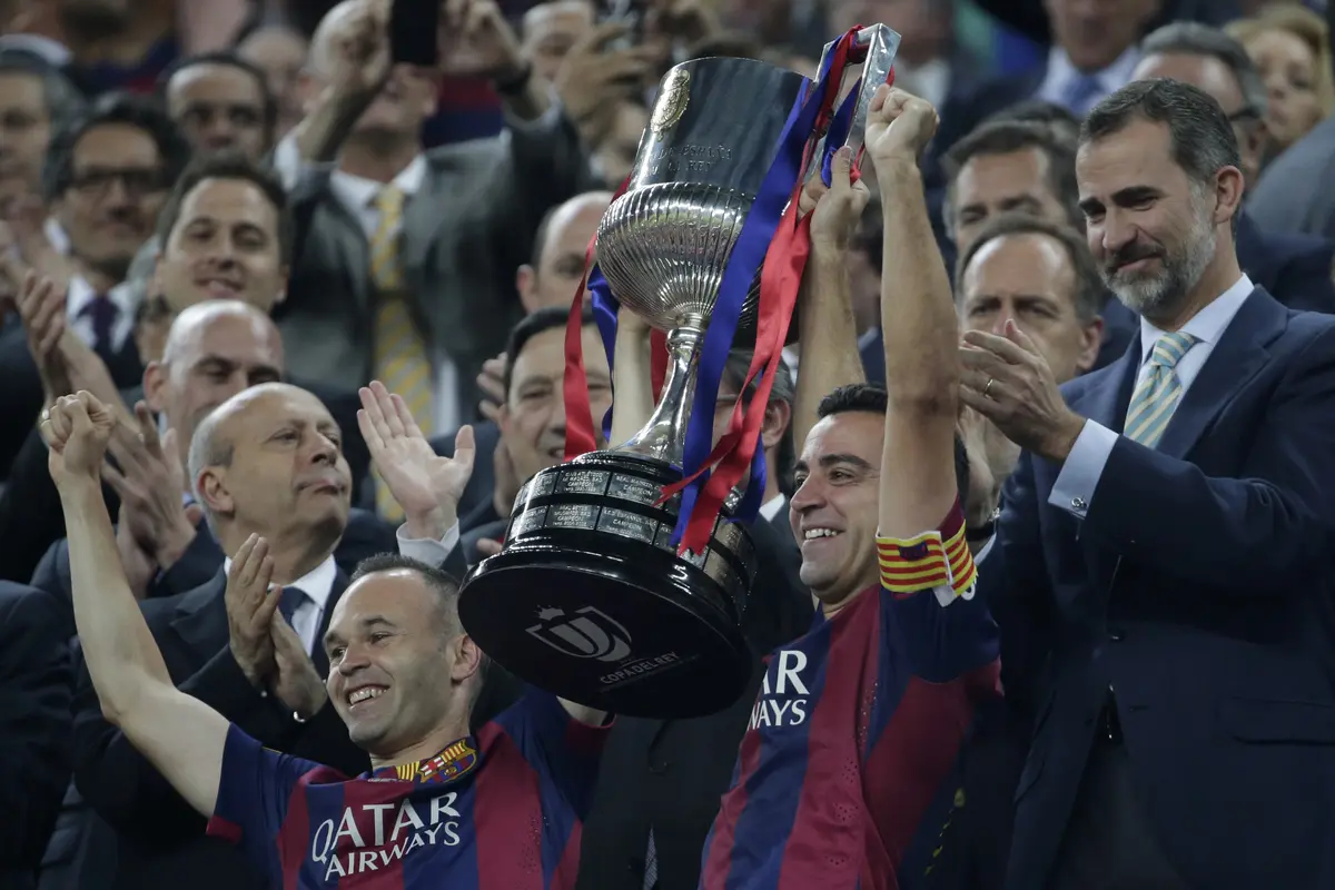 Andres Iniesta dan Xavi Hernandez