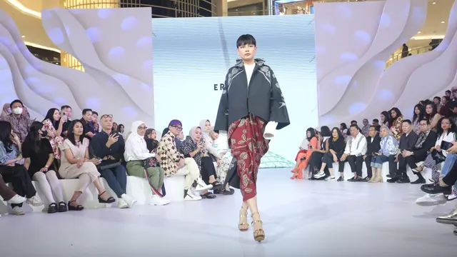 KAART JAGAT, Kreasi Batik dengan Sentuhan Mewah dari 14 Desainer IPMI