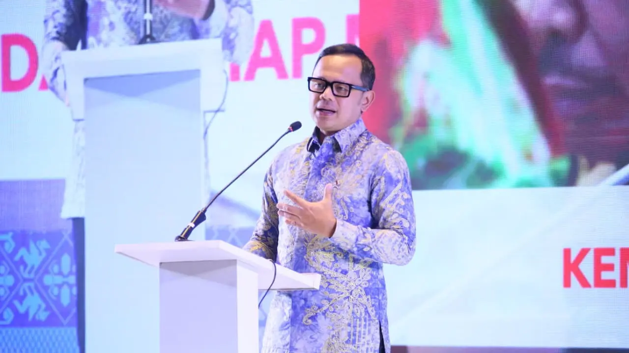 Wamendagri Bima Arya Sugiarto di Raker Gubernur