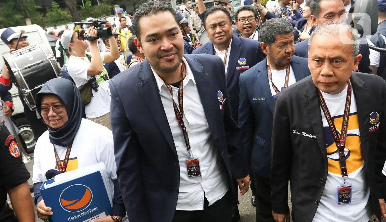 Rombongan dipimpin oleh Ketua Badan Pemenangan Pemilu Partai NasDem Prananda Surya Paloh dan Ketua DPP Partai NasDem Willy Aditya. (Liputan6.com/Herman Zakharia)