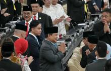 VIDEO: Momen Prabowo Adu Tinju Hingga Ditonton Peserta Sidang di DPR