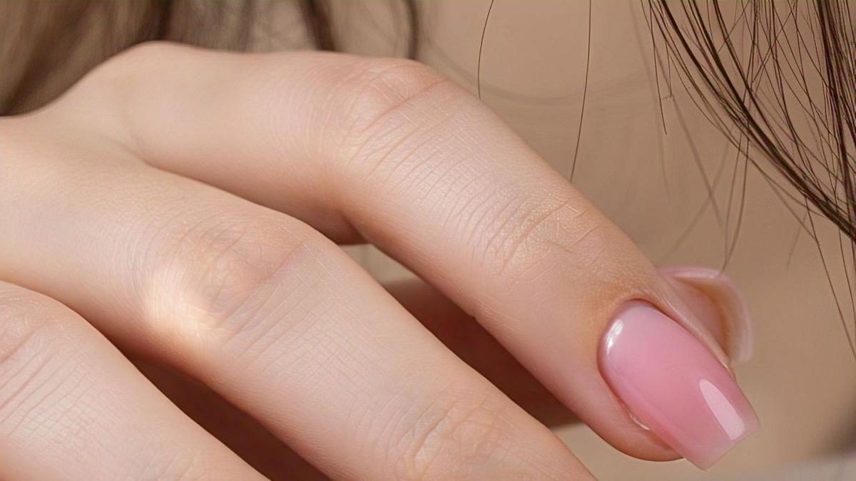 Tips Memilih Model Nail Art Kekinian dan Sesuai Bentuk Jari, Ini 10 Rekomendasinya