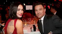 Megan Fox dan Brian Austin Green menghadiri perayaan HUT ke-60 Ferrari di Amerika. Foto diambil 11 Oktober 2014. Pasangan beda usia 13 tahun itu memutuskan bercerai setelah 5 tahun menikah. (Jonathan Leibson/Getty Images untuk Ferrari Amerika Utara/AFP)