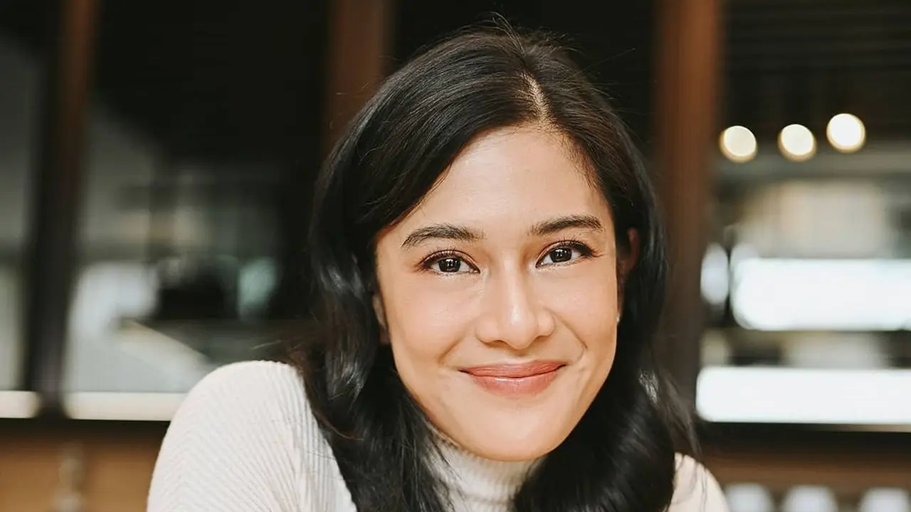 Dian Sastrowardoyo. (Foto: Instagram @therealdisastr)