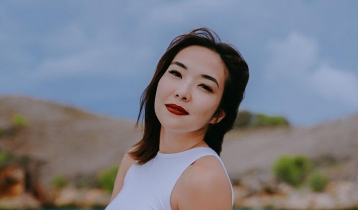 Gisel merupakan salah satu seleb yang kerap tampil modis. Dia kerap mengunggah foto-foto terbarunya di Instagram pribadinya.