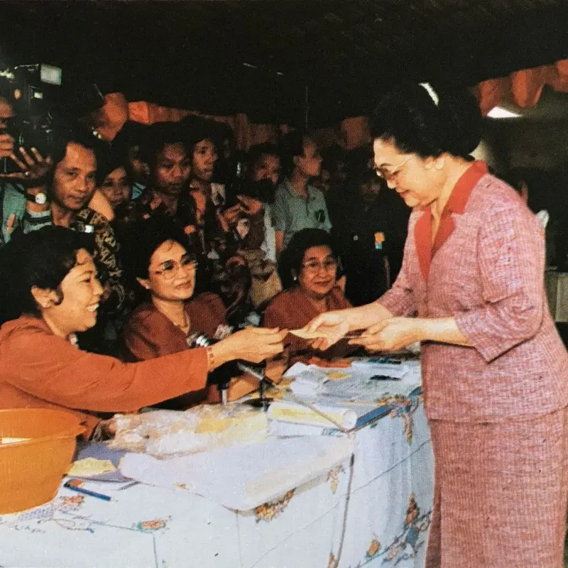 Pak Harto dan Ibu Tien Soeharto